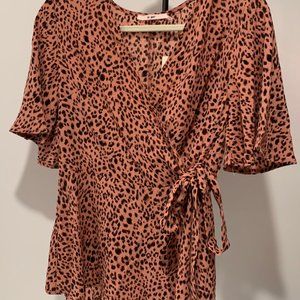 Feminine Leopard Blouse